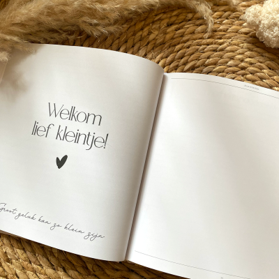 Babyboek 'Jouw 1e jaar' neutraal | Writemoments