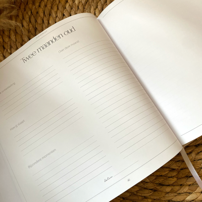 Babyboek 'Jouw 1e jaar' neutraal | Writemoments
