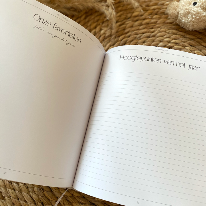 Babyboek 'Jouw 1e jaar' neutraal | Writemoments
