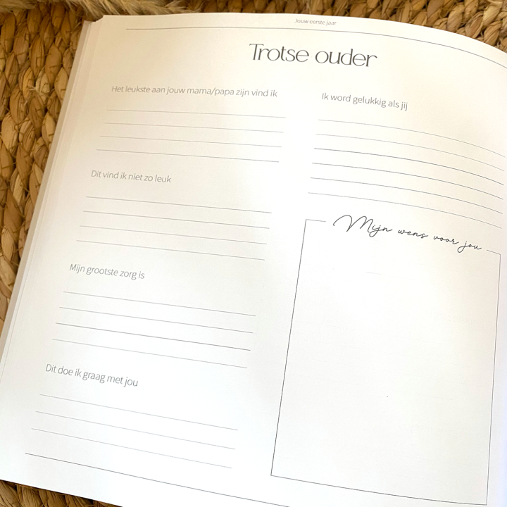 Babyboek 'Jouw 1e jaar' neutraal | Writemoments