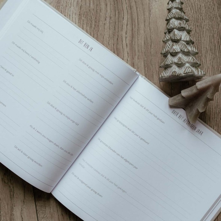 'Mijn jaarboek' het jaarboek voor kinderen | neutraal