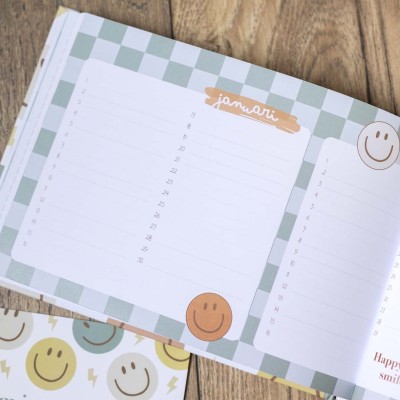 Vriendenboekje smiley, het | schrijven, tekenen & kleuren