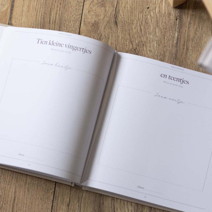 Opgroeiboek 'Jouw eerste vijf jaar' | madelief | linnen