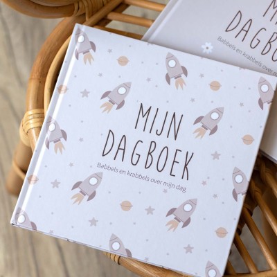 Jongens dagboek, dagelijks schrijven & tekenen