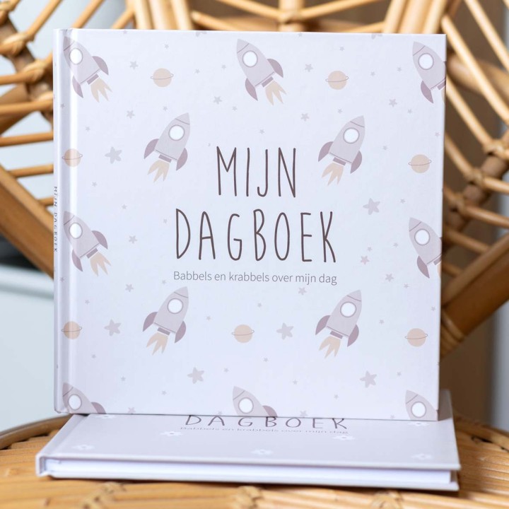 Jongens dagboek, dagelijks schrijven & tekenen
