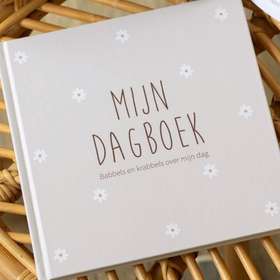 Meisjes dagboek, dagelijks schrijven & tekenen