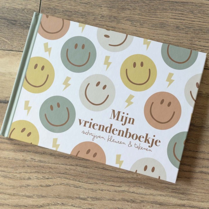 Vriendenboekje smiley, het | schrijven, tekenen & kleuren