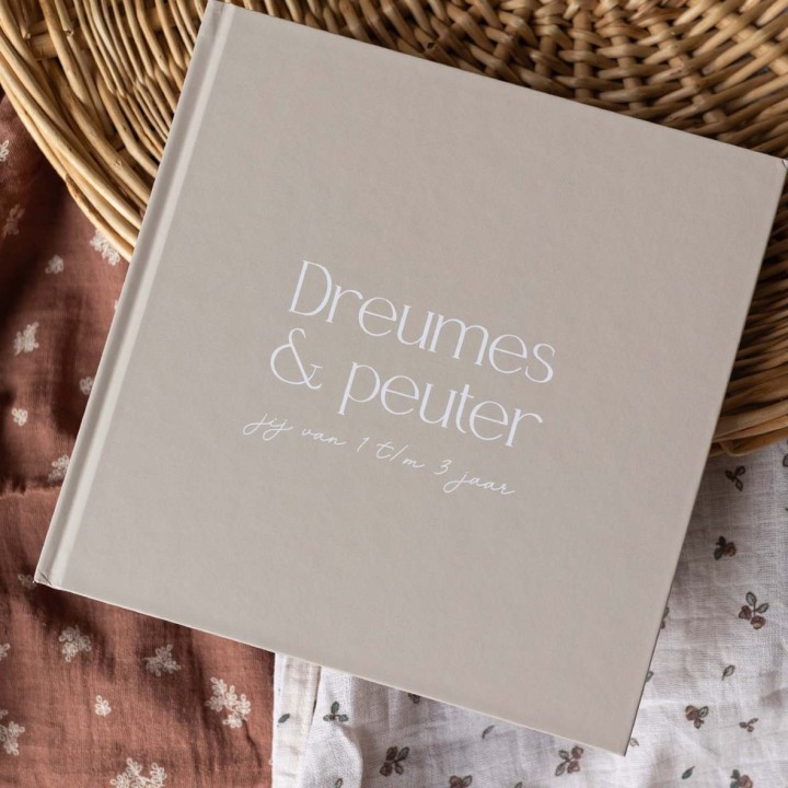 Opgroeiboek 'Dreumes & peuter, jij bent 1 t/m 3 | neutraal