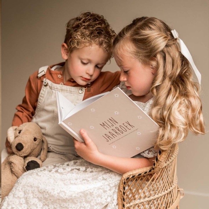 'Mijn jaarboek' het jaarboek voor kinderen | madelief