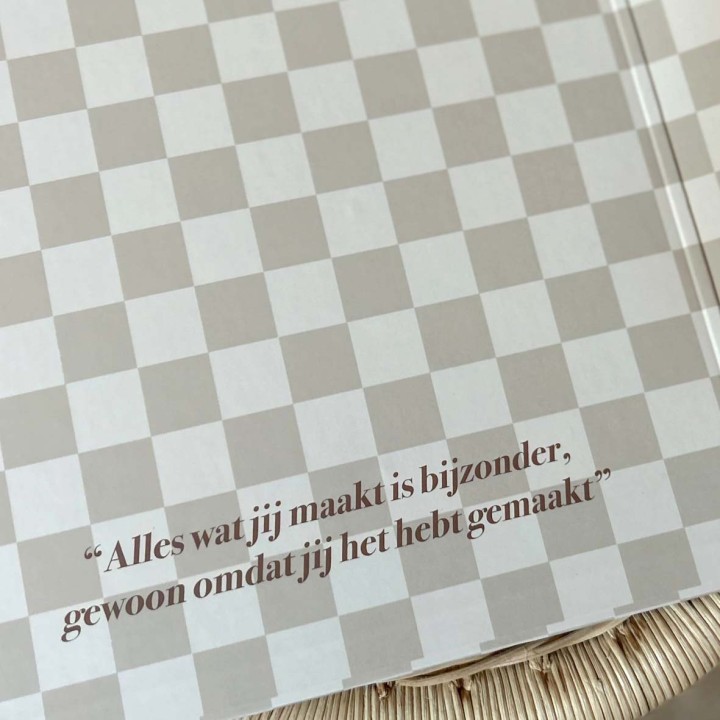 Bewaarmap tekeningen en knutselwerkjes | geblokt
