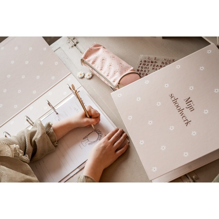 Bewaarmap schoolwerk | madelief | Writemoments