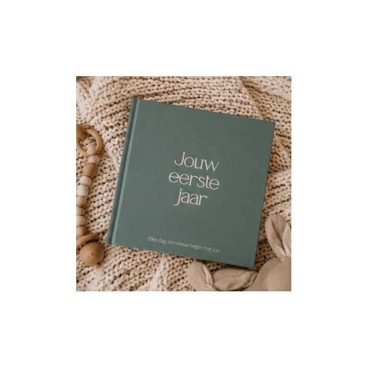 Babyboek eerste jaar | Stoere groene invul babyboek