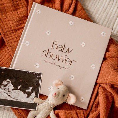 Babyshower boek | madelief | Writemoments