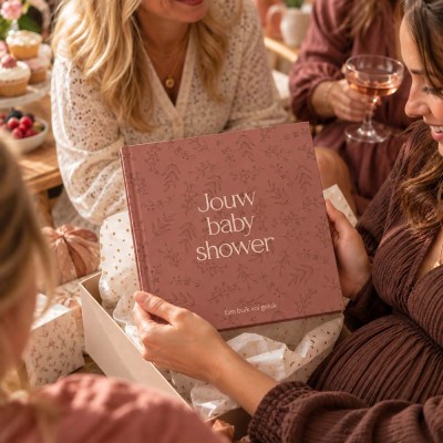 Babyshower boek terra roze | Invulboek voor 25 gasten